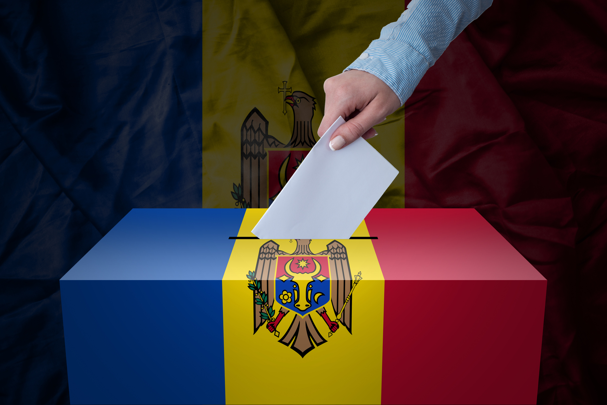 Republica Moldova, între est și vest. Ce spun moldovenii stabiliți în România despre alegerile parlamentare cruciale