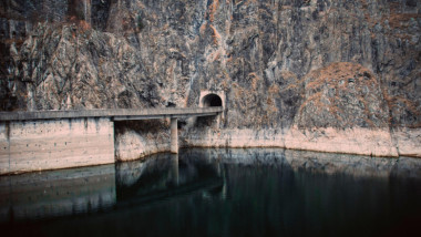 lacul de acumulare vidraru