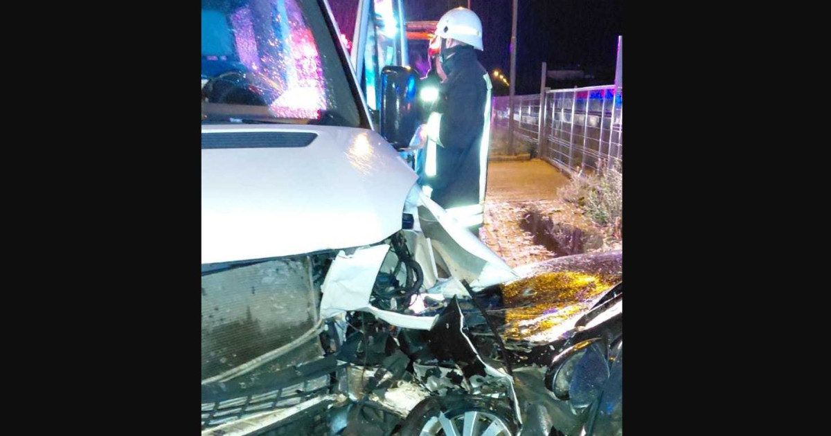 Accident grav în Câmpia Turzii, opt persoane la spital