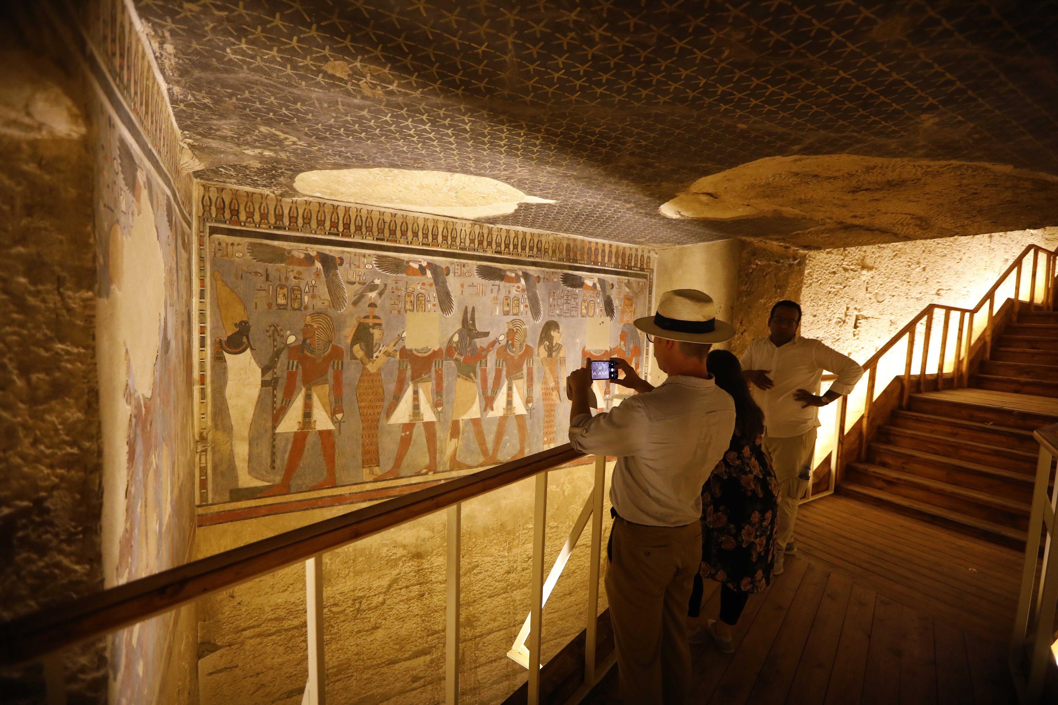 Mormantul faraonului Amenhotep al III-lea, unul dintre cele mai mari din Valea Regilor, redeschis publicului dupa 20 de ani