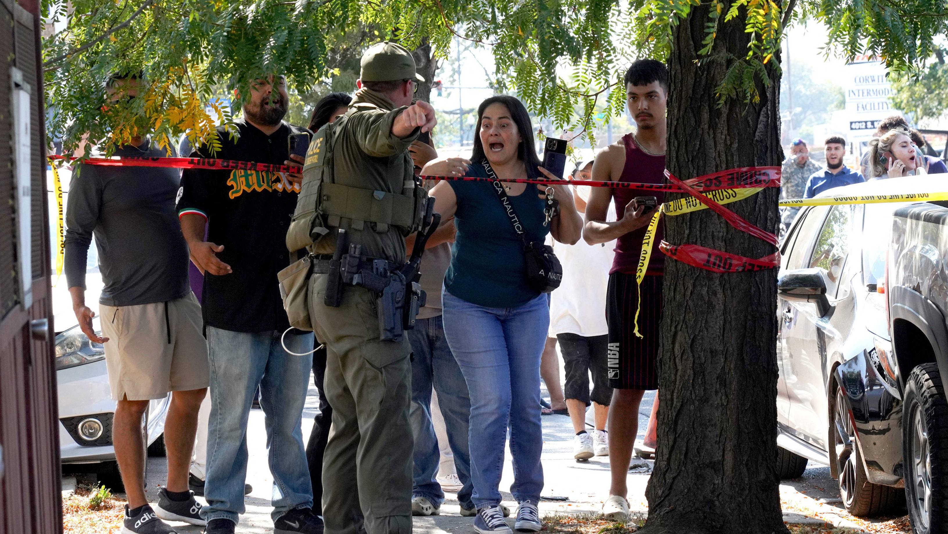 O femeie a fost împușcată în SUA în timpul manifestațiilor față de politica anti-migrație a lui Donald Trump