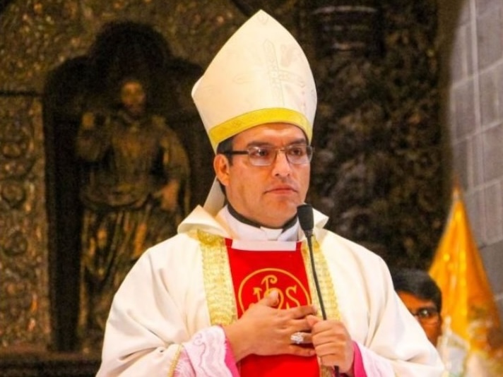 Episcopul peruvian cu 17 amante: clericul i-a înaintat demisia papei Leon. Cine l-a dat de gol privind viața amoroasă