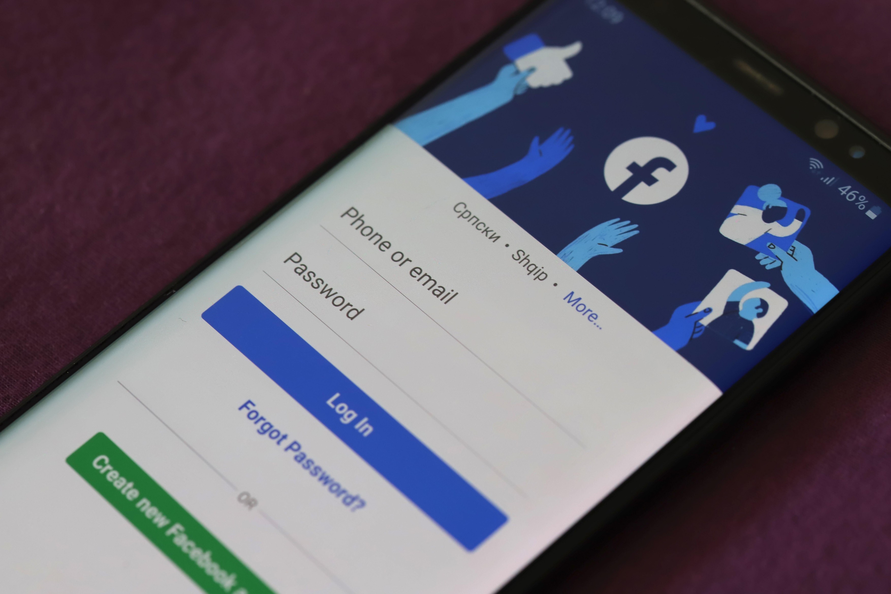 Facebook actualizează algoritmul pentru conținut video. Ce e nou