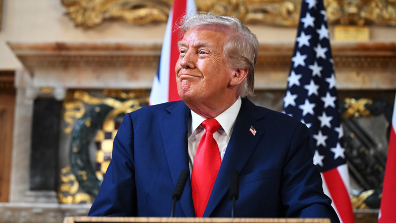 photo-collage.png - 2025-10-08T114941.533