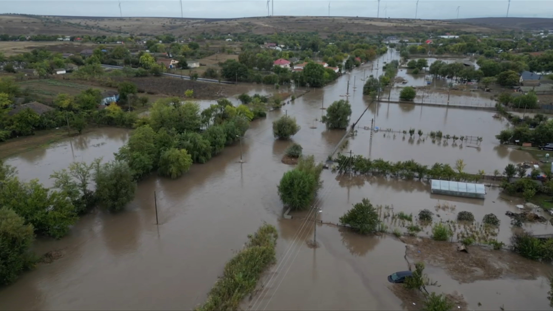 Codul roșu de ploi puternice prelungit în județul Constanța: cât mai durează și care sunt localitățile afectate