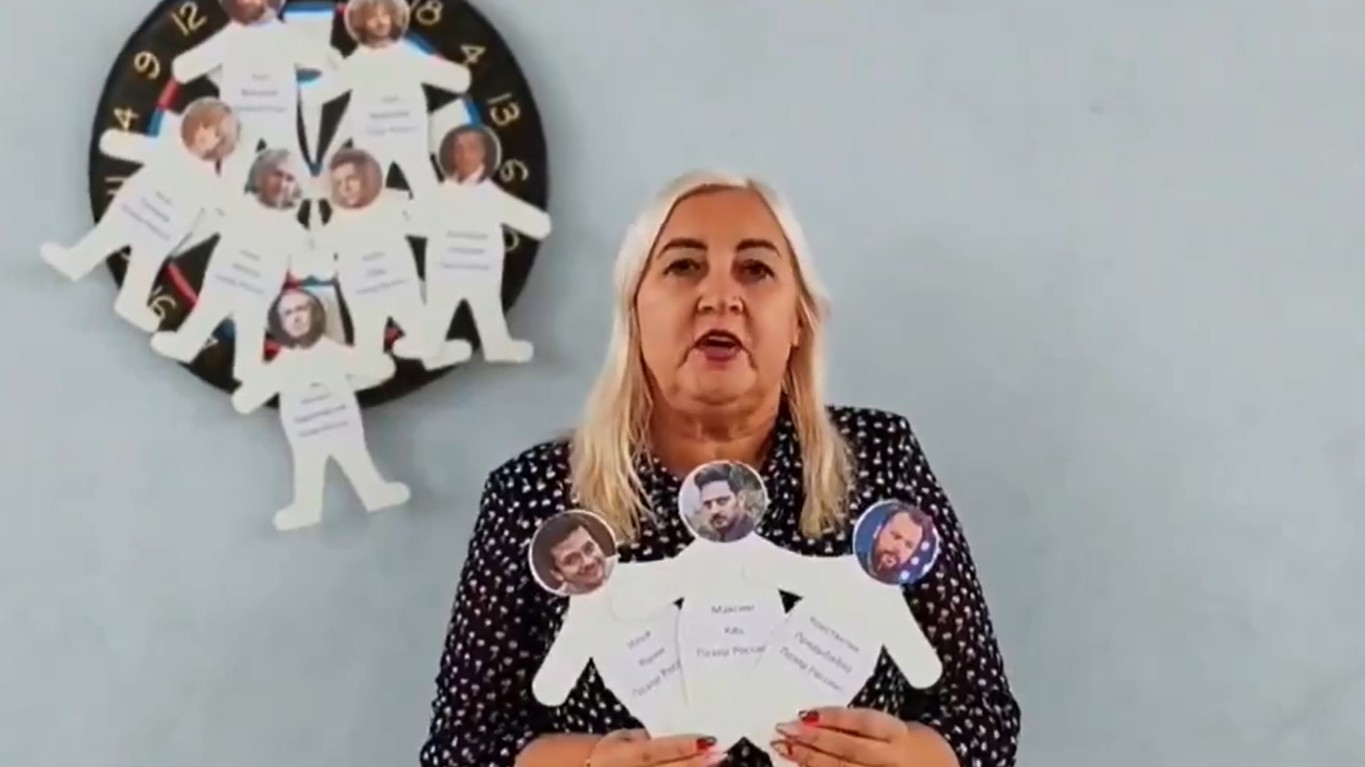 Profesorii ruși au organizat „executarea trădătorilor” după ce au primit un „ordin de la centru” trimis de un farsor