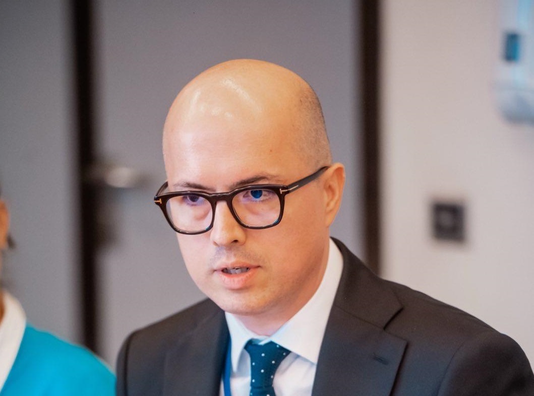 La răscrucea digitală: curajul de a armoniza tehnologia cu democrația (1)