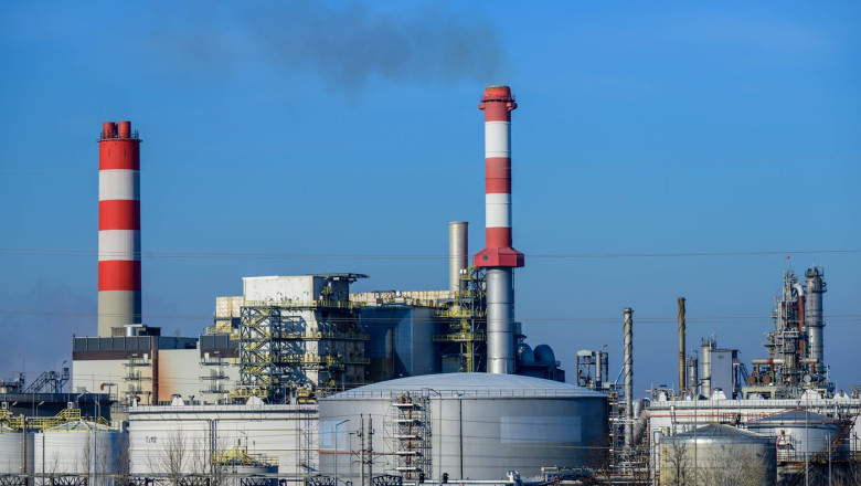 schwechat, austria, 30 jan 2024, omv oil refinery *** schwechat, österreich, 30 jan 2024, omv ölraffinerie Copyright: xx