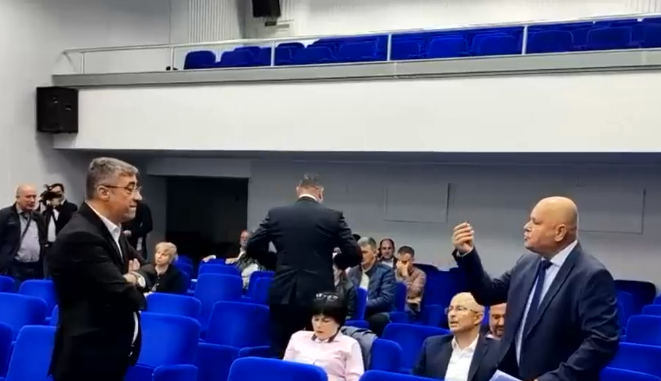 Ceartă între doi lideri PSD-PNL din Brăila: „Zât să-i spui lui mă-ta, măi porcule, ce eu sunt pisică?”/„Mi-a spus să-mi iau pastilele”