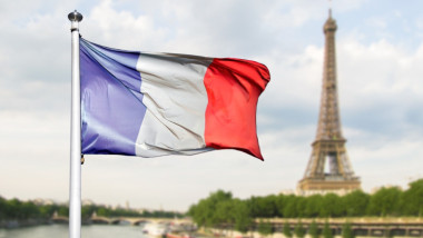 franta steag turnul eiffel