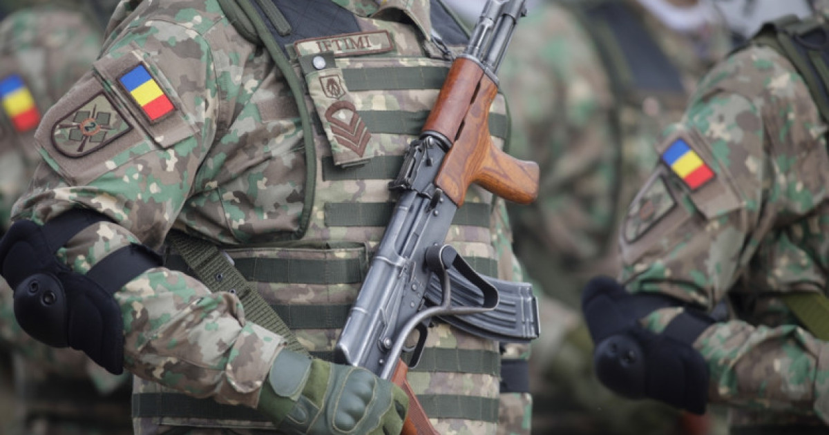 Patru luni de pregătire militară, pentru 6.000 de euro. Guvernul discută azi legi vitale pentru securitatea României