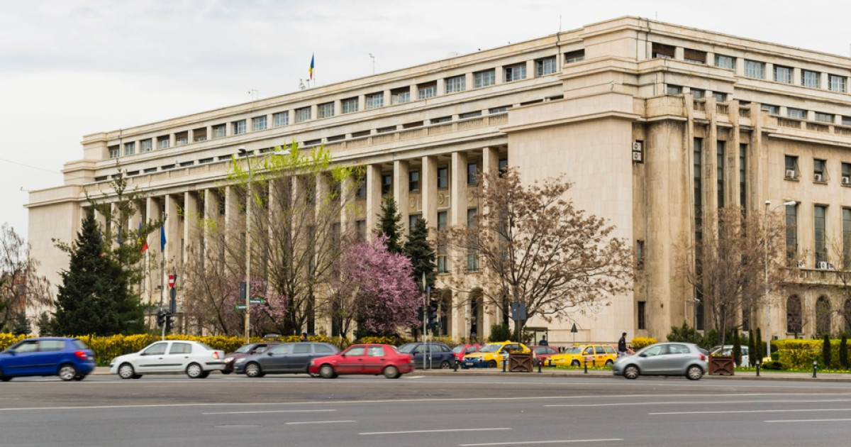Nouă măsură pentru fluidizarea circulației în Piaţa Victoriei