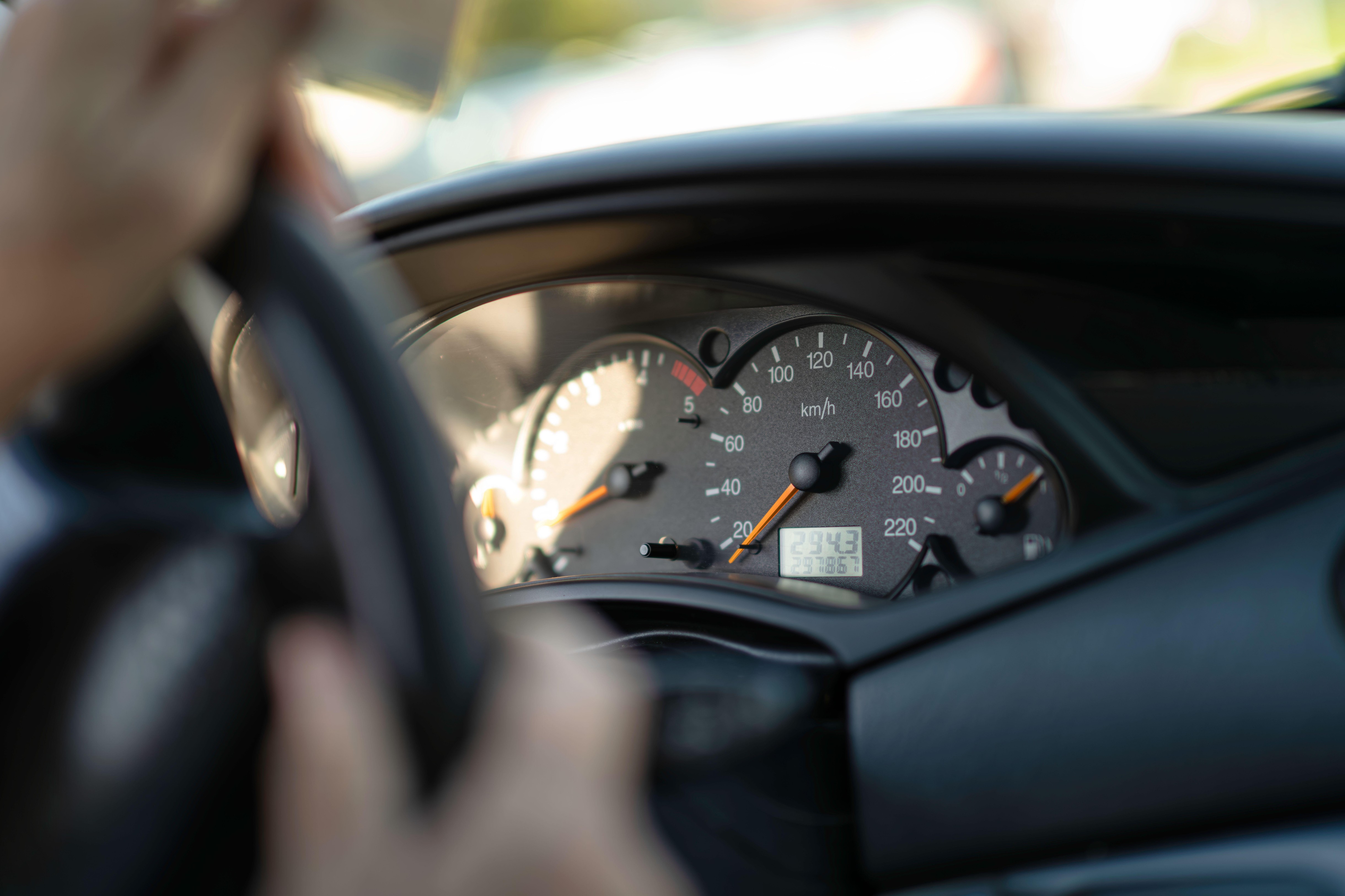 Răsturnare de situație în cazul accidentului de pe A2: un bărbat din Germania își transporta mama moartă în mașină