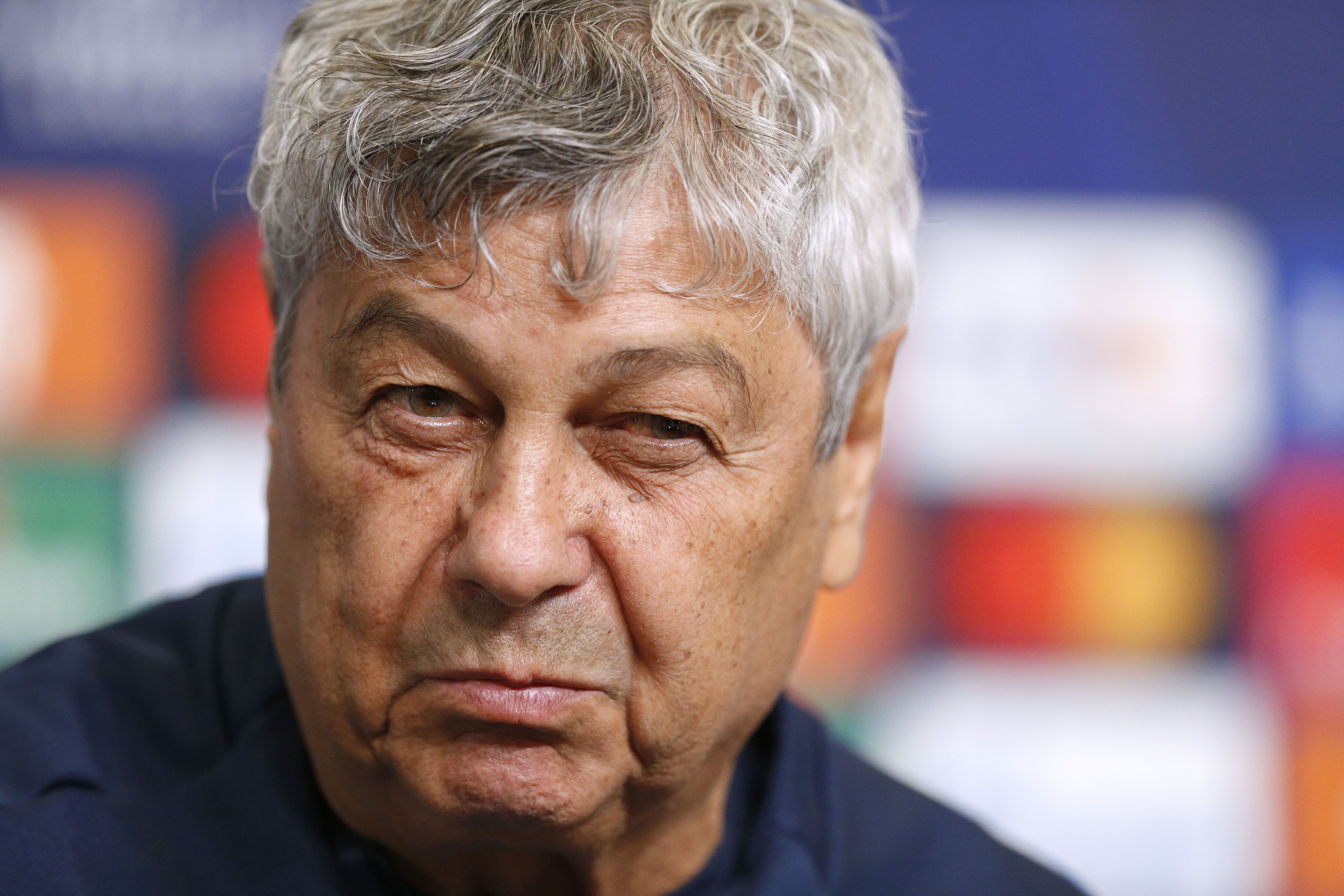 Mircea Lucescu nu se gândește la plecare și spune că în partida cu Bosnia s-au făcut greșeli enorme: „Eu mă demit, nu mă demite nimeni”
