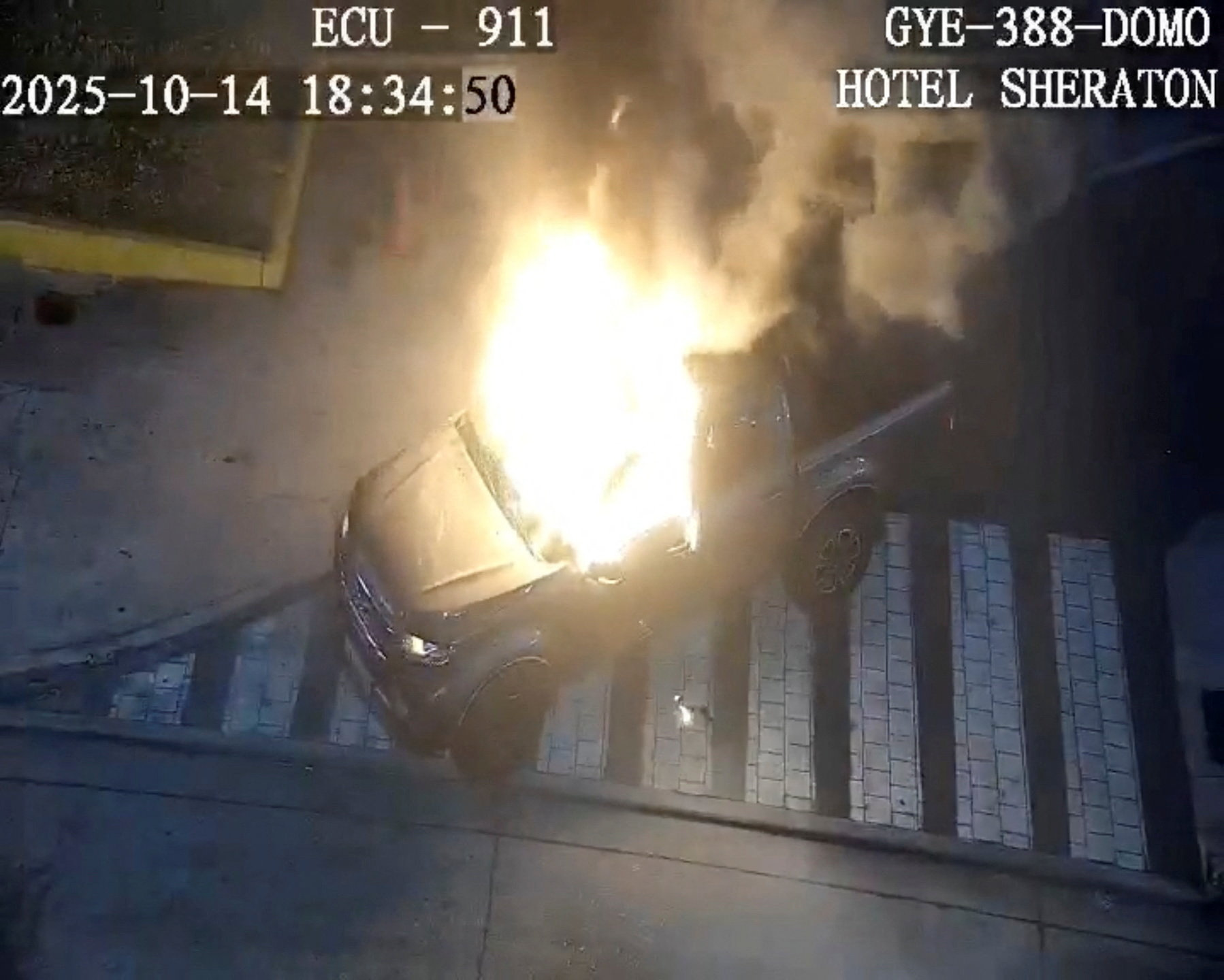 Atac terorist în Ecuador: o mașină a explodat lângă un mall. O persoană a murit și mai multe au fost rănite