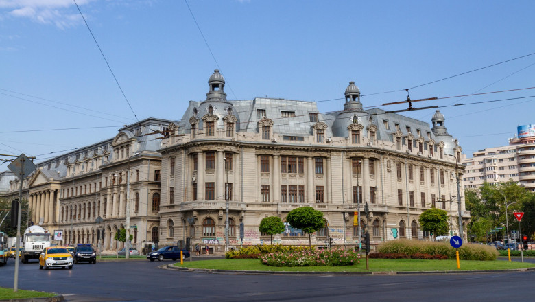 Universitatea din București