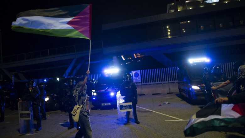 Protests against Israel's attacks on the Global Sumud Flotilla in Barcelona