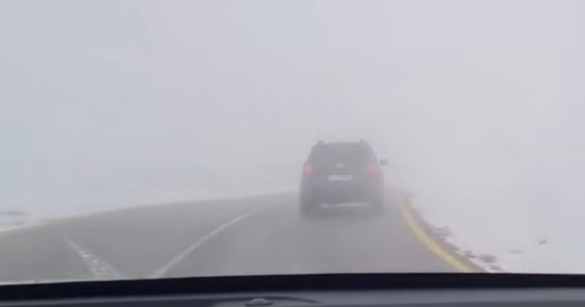 Încă un sector din Transalpina se închide din cauza viscolului