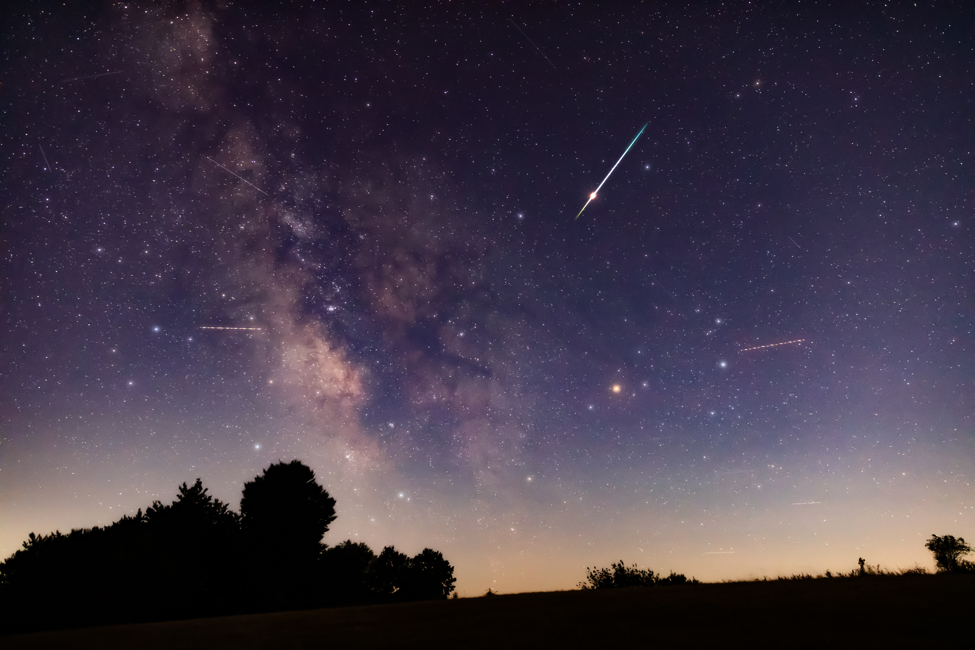 Orionidele 2025: Stele căzătoare din octombrie. Când se observă și cum explică specialiștii fenomenul astronomic