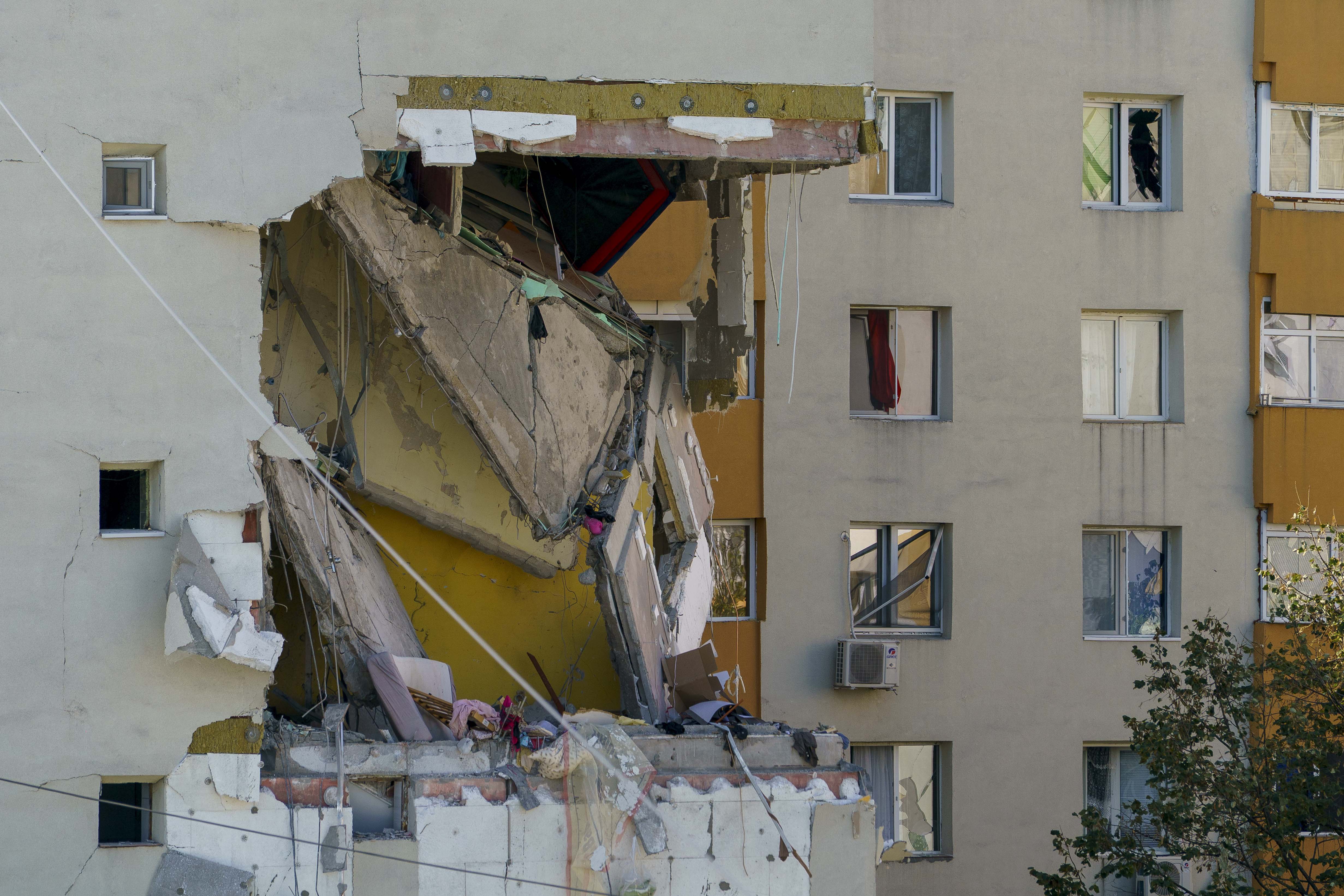 Familiile afectate de explozia din Rahova vor primi bani și cazare de la Primăria Capitalei. Ce alte măsuri vor fi luate