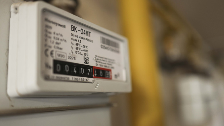 ILUSTRATIE_GAZE_41_INQUAM_Photos_Octav_Ganea