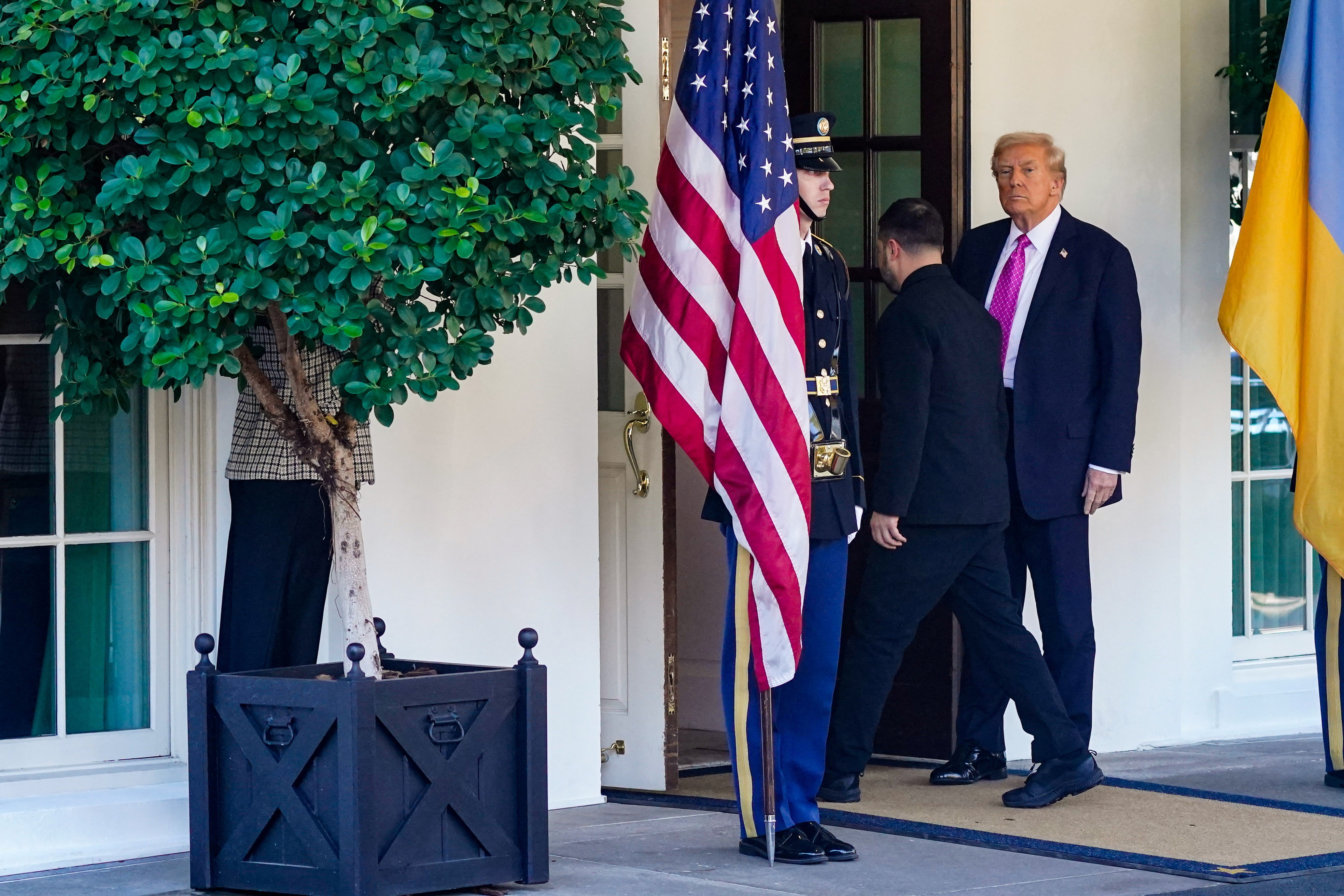 Trump îi refuză lui Zelenski rachetele Tomahawk. „Trebuie să mai lucrăm la asta” (presă)