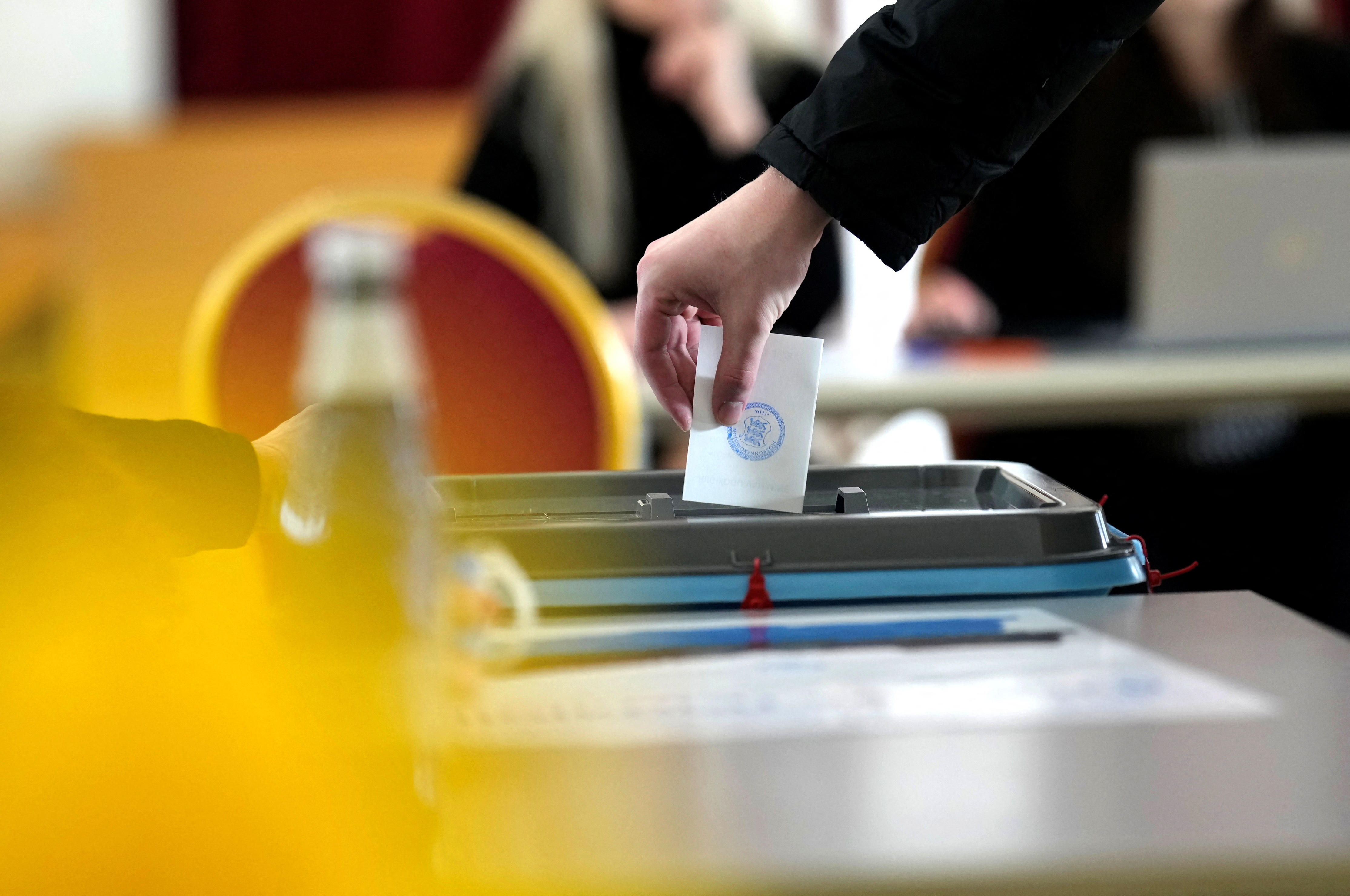 Estonia a organizat primele alegeri locale fără votanți din afara UE