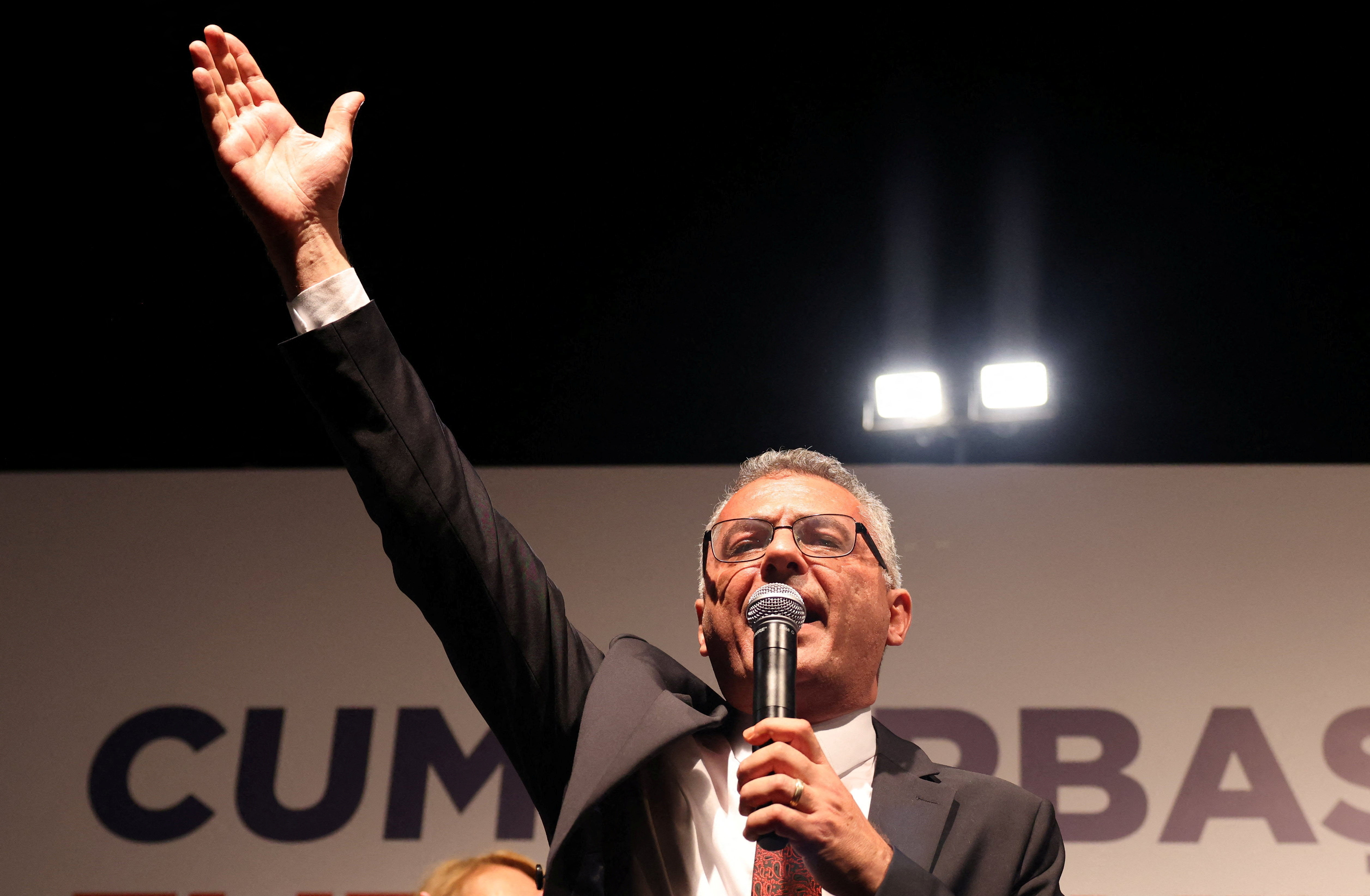 Schimbare de putere în Ciprul de Nord. Câștigătorul alegerilor este favorabil unei reunificări a insulei sub forma unui stat federal