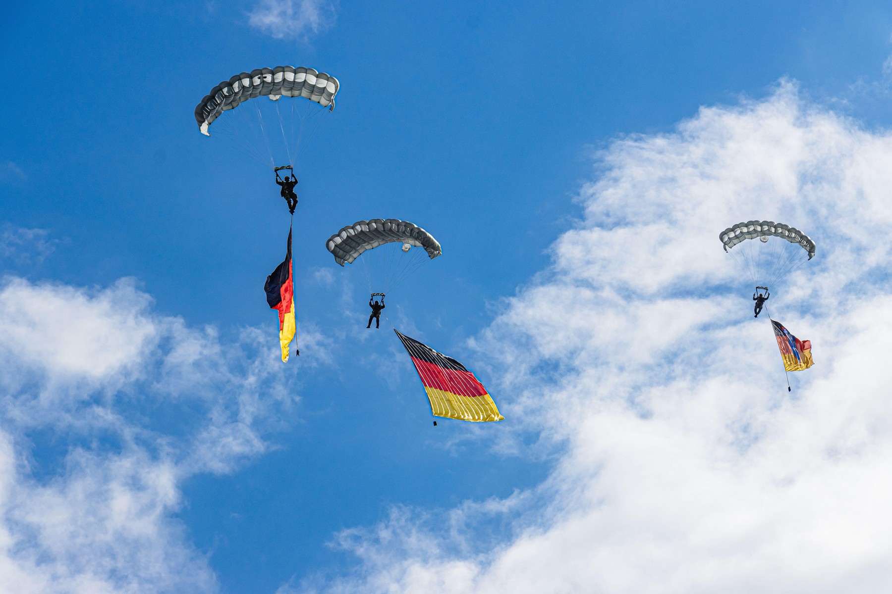 Cum încurcă trecutul nazist Germania să doboare dronele rușilor (Politico)