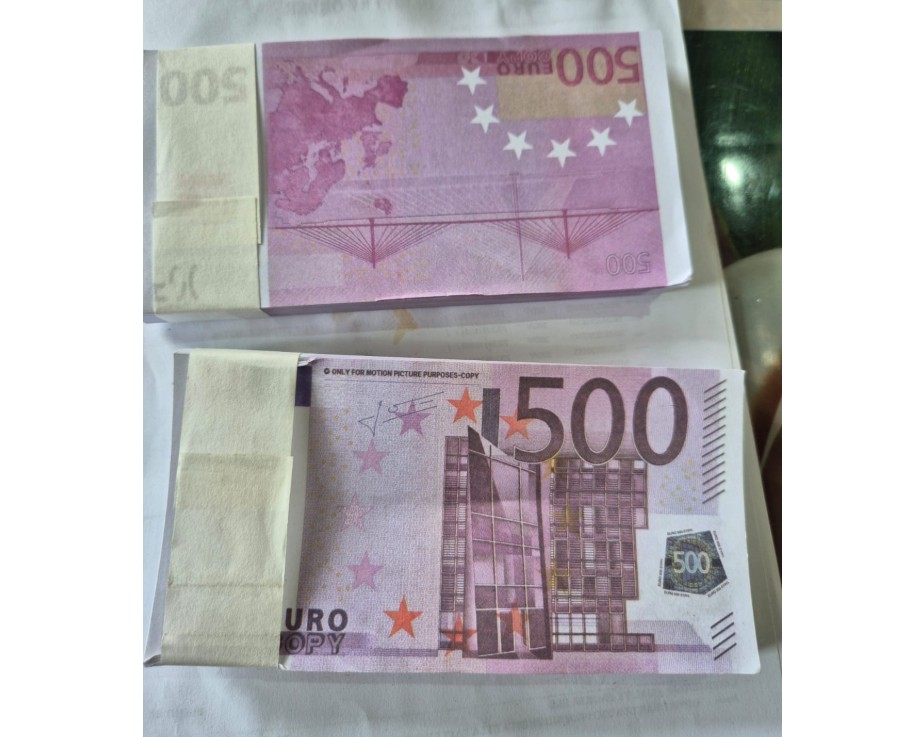 Cantitate uriașă de bani falși, capturată în Portul Constanța. Aproape un miliard de euro era depozitat în zeci de cutii