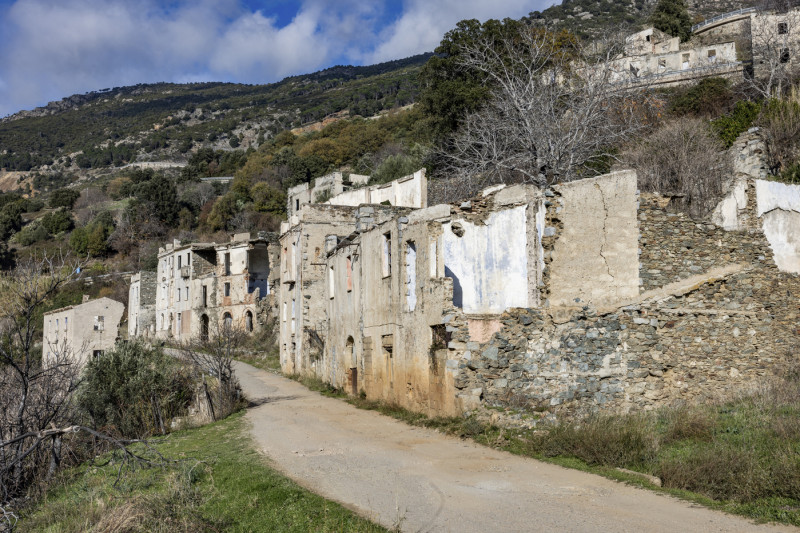 sat-fantomă-sardinia