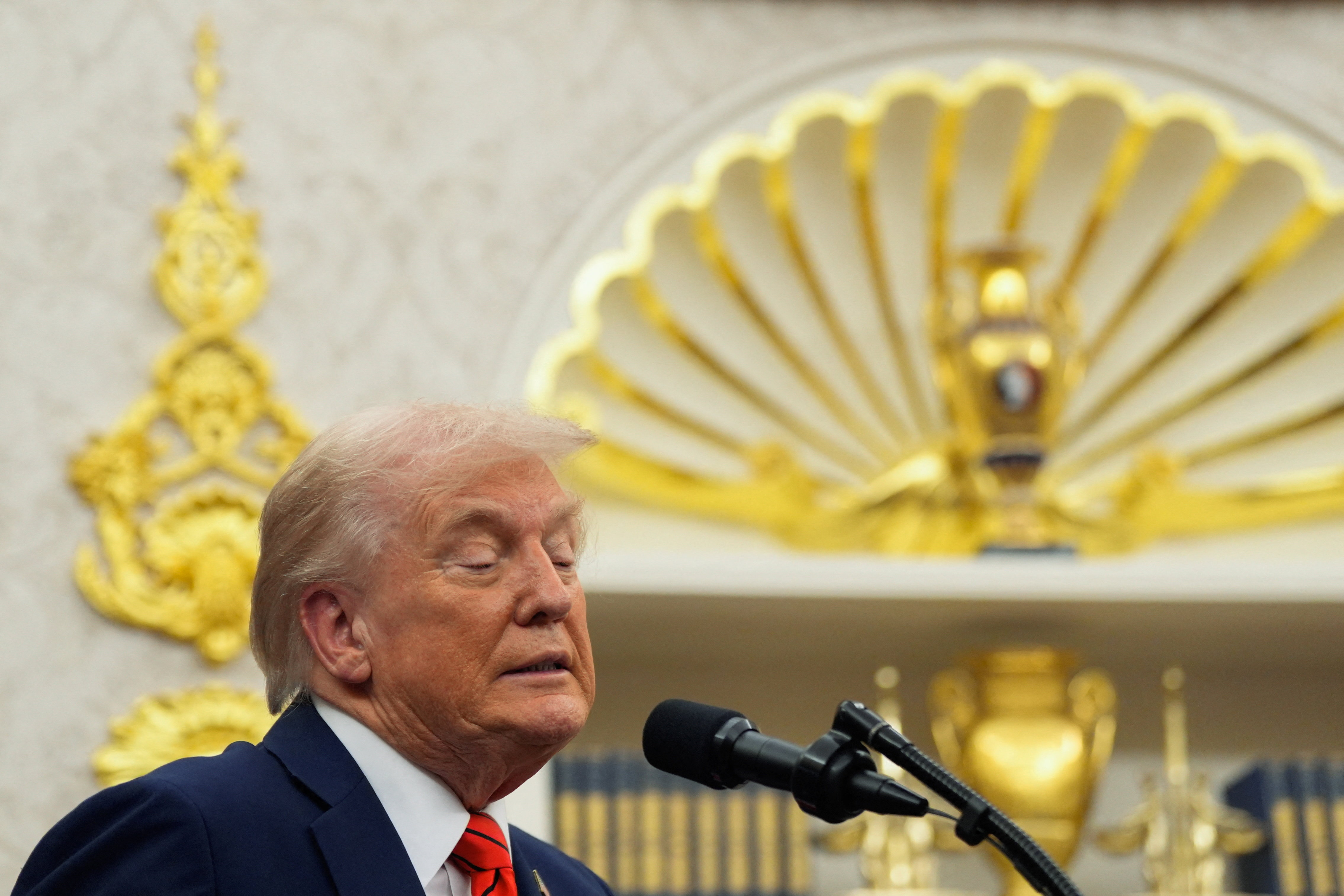 Popularitatea lui Donald Trump este în scădere, din cauza felului în care gestionează costul vieții