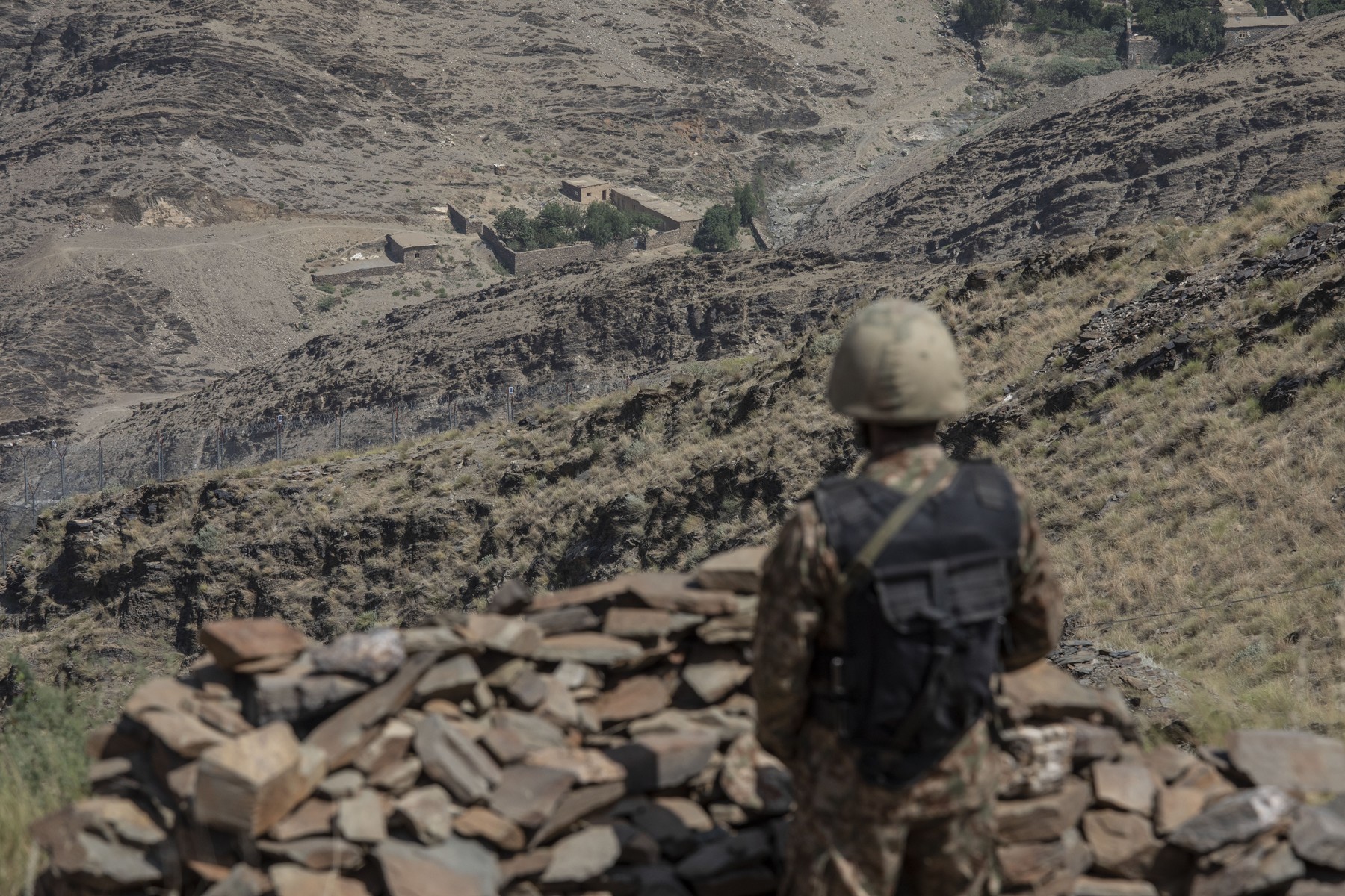 Tensiuni majore între Pakistan şi Afganistan: ciocniri la graniță, după un atac al talibanilor