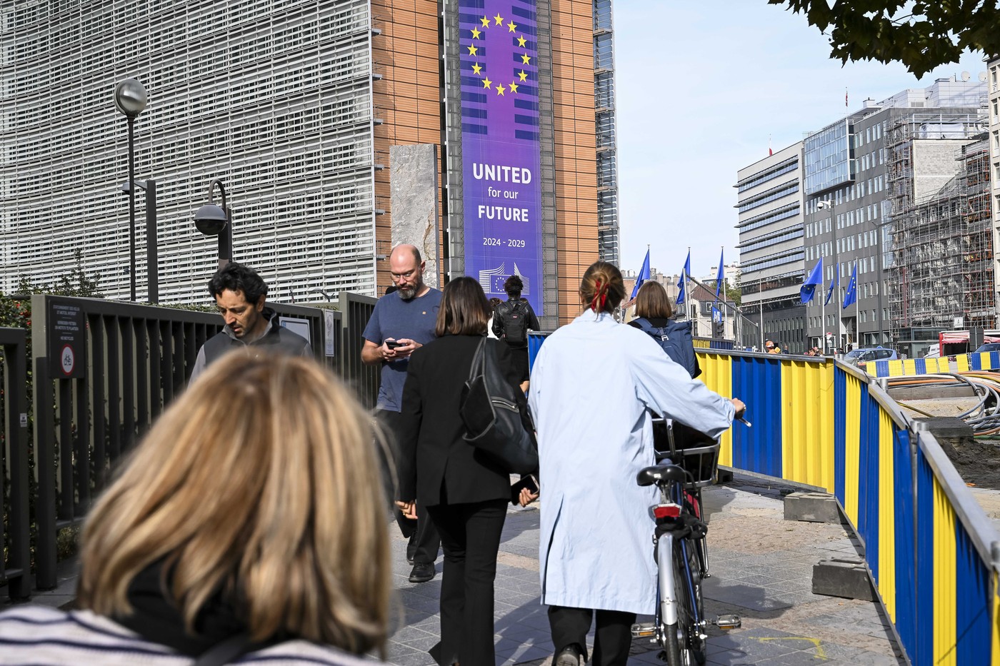 Un polițist din Bruxelles, care avea acces la diplomați acreditați în Belgia, a fost acuzat de spionaj