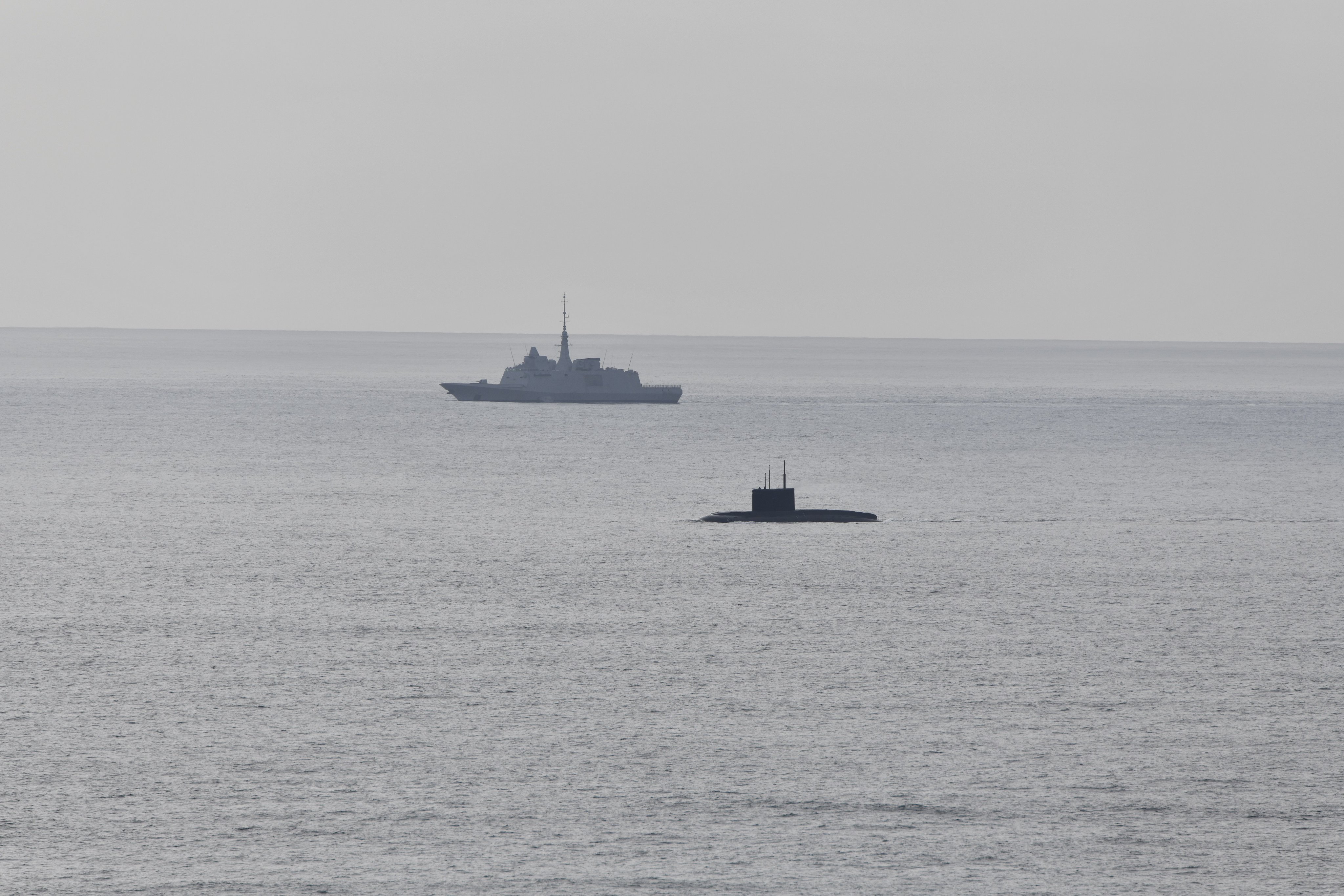 Un submarin rusesc, capabil să lanseze rachete Kalibr, a fost surprins în apele NATO: „Suntem pregățiti să ne apărăm”