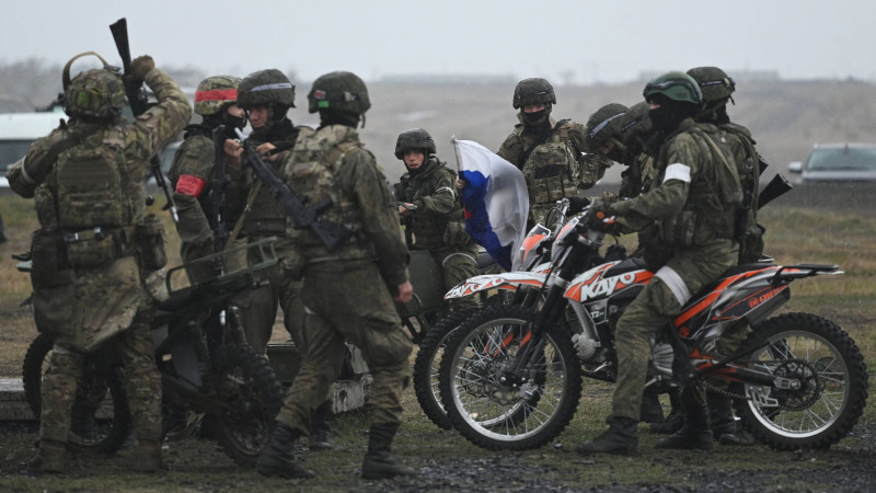 soldati rusi-motocicleta