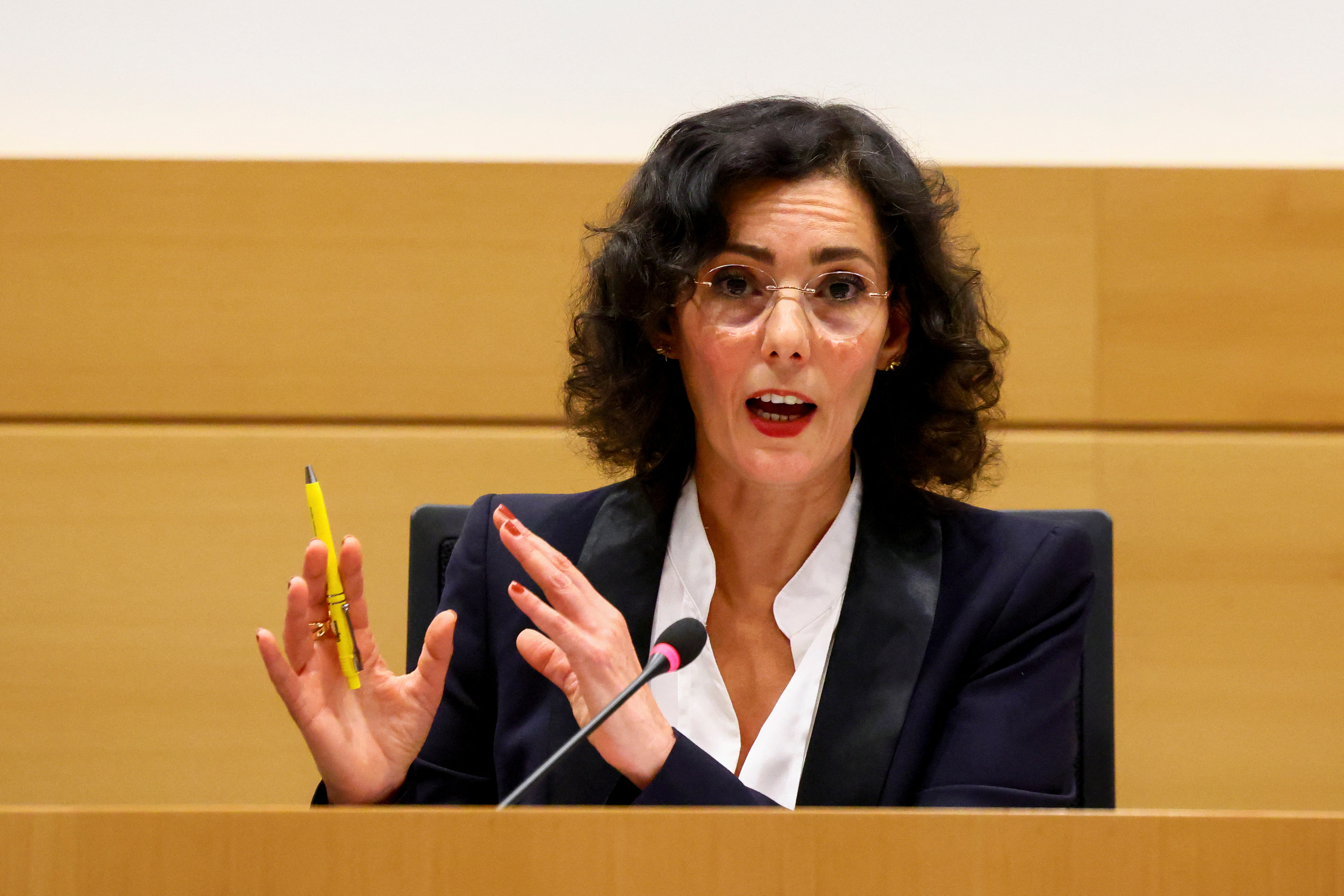 De ce amână UE decizia privind sprijinul pentru Ucraina cu banii Rusiei. Avertismentul comisarei Hadja Lahbib