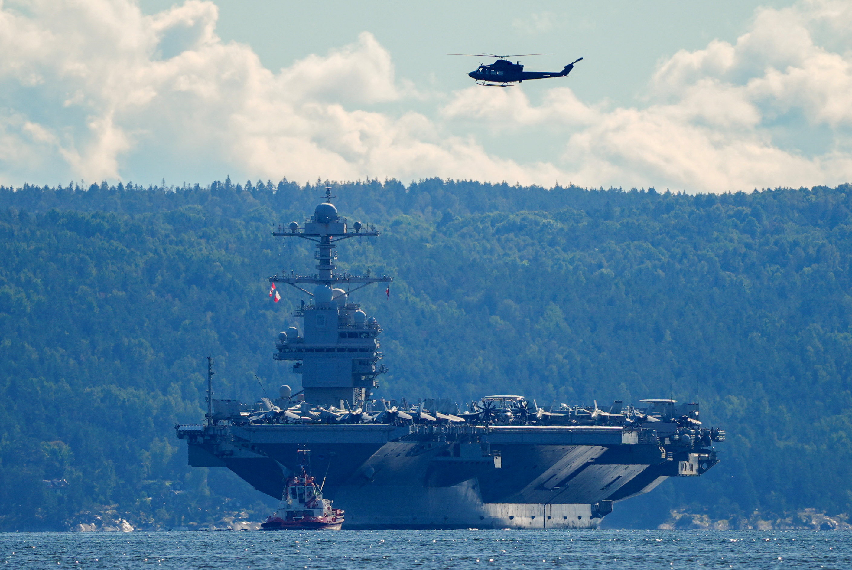 Trump trimite portavionul USS Gerald R Ford în Venezuela, pentru a lupta împotriva drogurilor. Europa rămâne fără grup naval de luptă