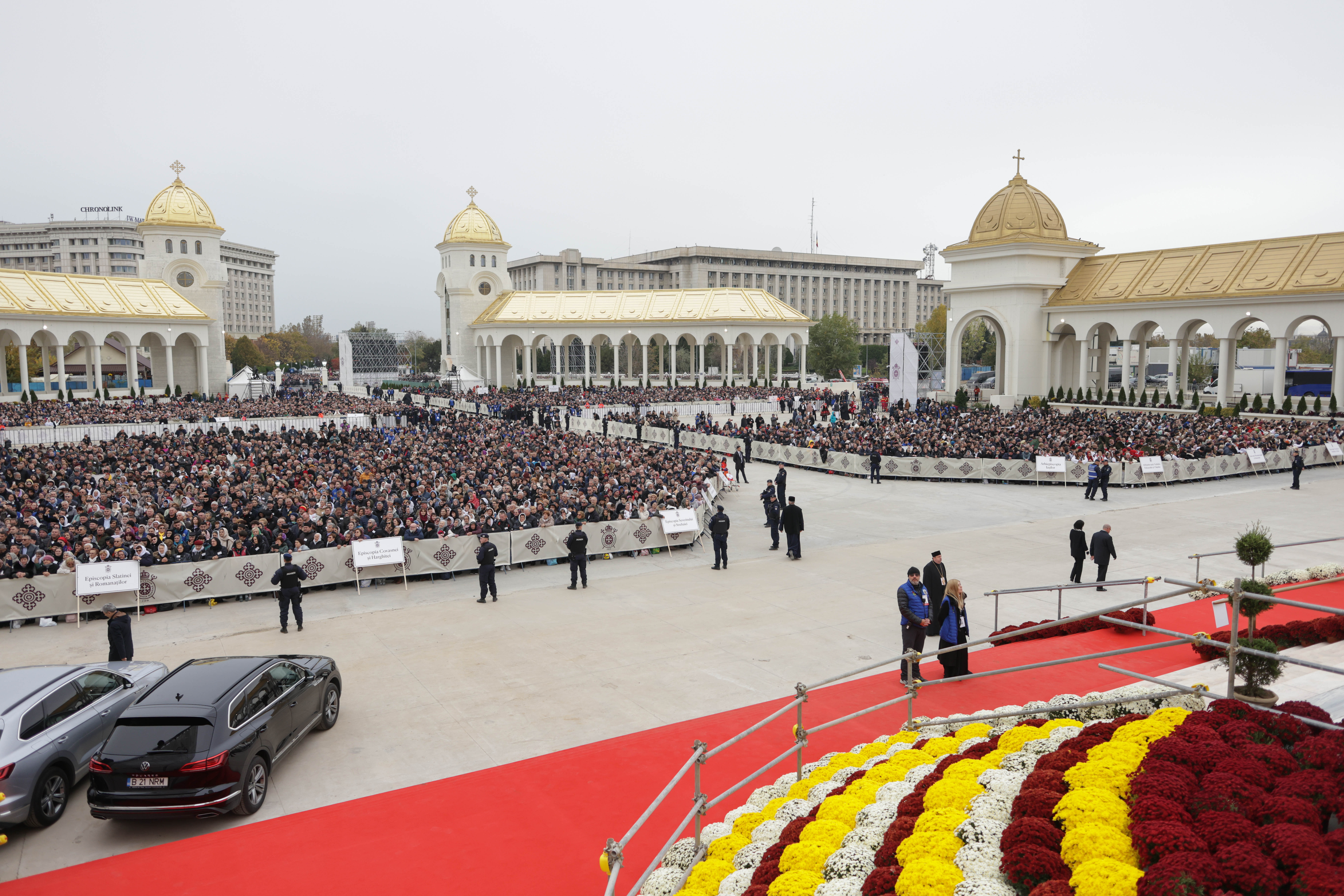 Cele mai impresionante momente de la inaugurarea Catedralei Naționale, surprinse în imagini
