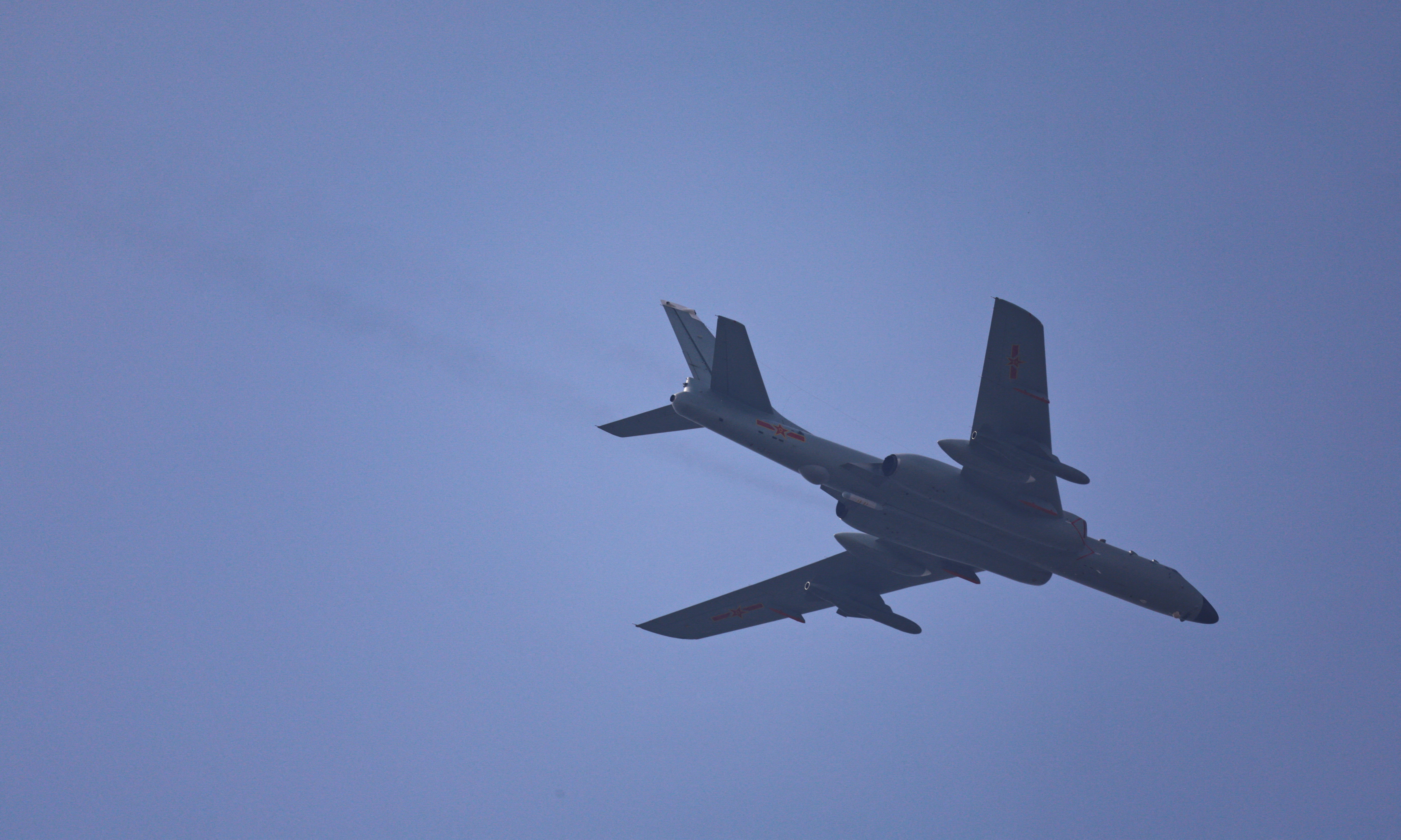 Bombardiere chineze au făcut „exerciţii simulate de confruntare” în apropierea Taiwanului