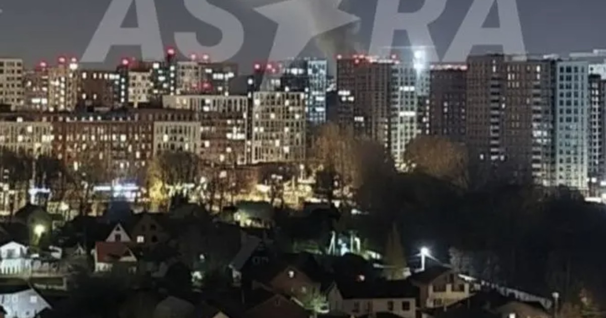 Dronele ucrainene atacă Moscova, aeroporturi suspendă operarea