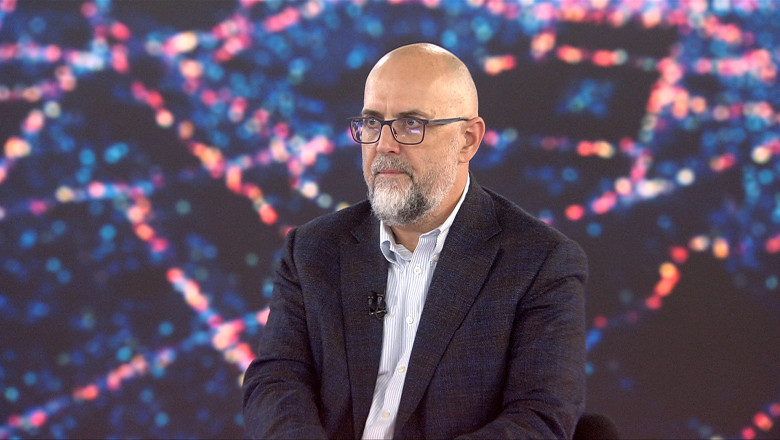 FED REDACTIE ORA 21 271025 EMBD11_16210