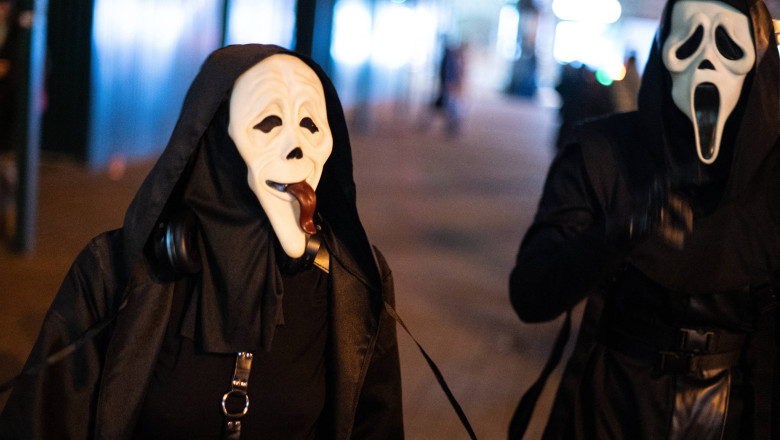 „Un joc pervers cu moartea”. Oficiali și activiști ruși cer interzicerea Halloween: „Încalcă normele morale, sociale și etice”