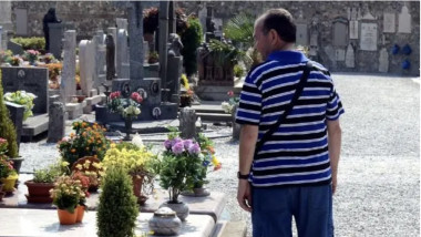 Cimitirul devastat. Foto: ilgiorno.it