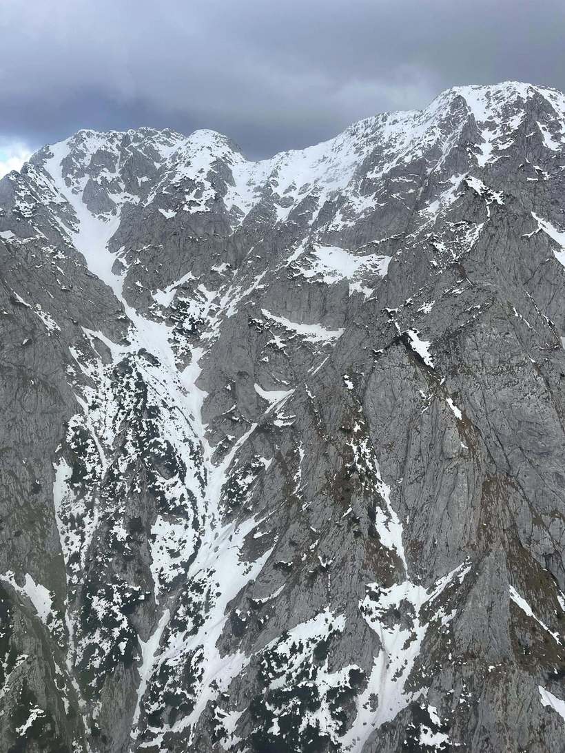 Un bărbat de 47 de ani a murit în Piatra Craiului: a căzut sute de metri în gol. Al cincilea caz în ultimele zece zile