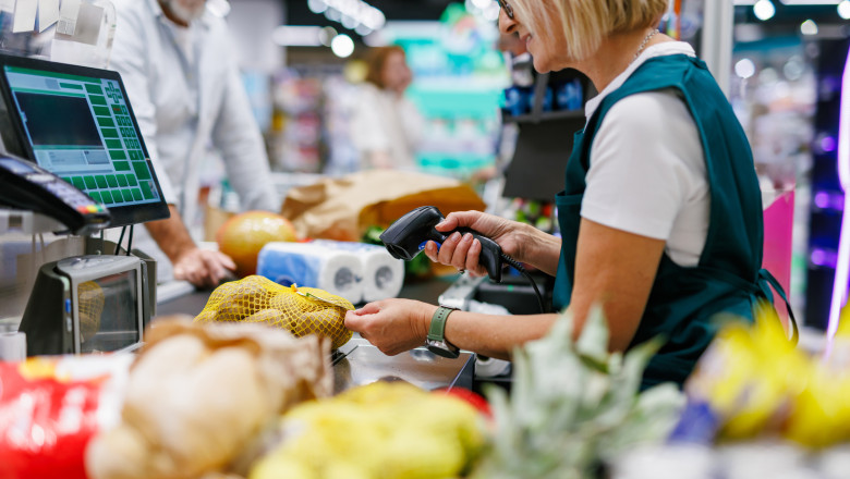 Amenzi pentru clienții și comercianții care nu respectă legea în magazine și în parcări. Când ești obligat să acorzi prioritate
