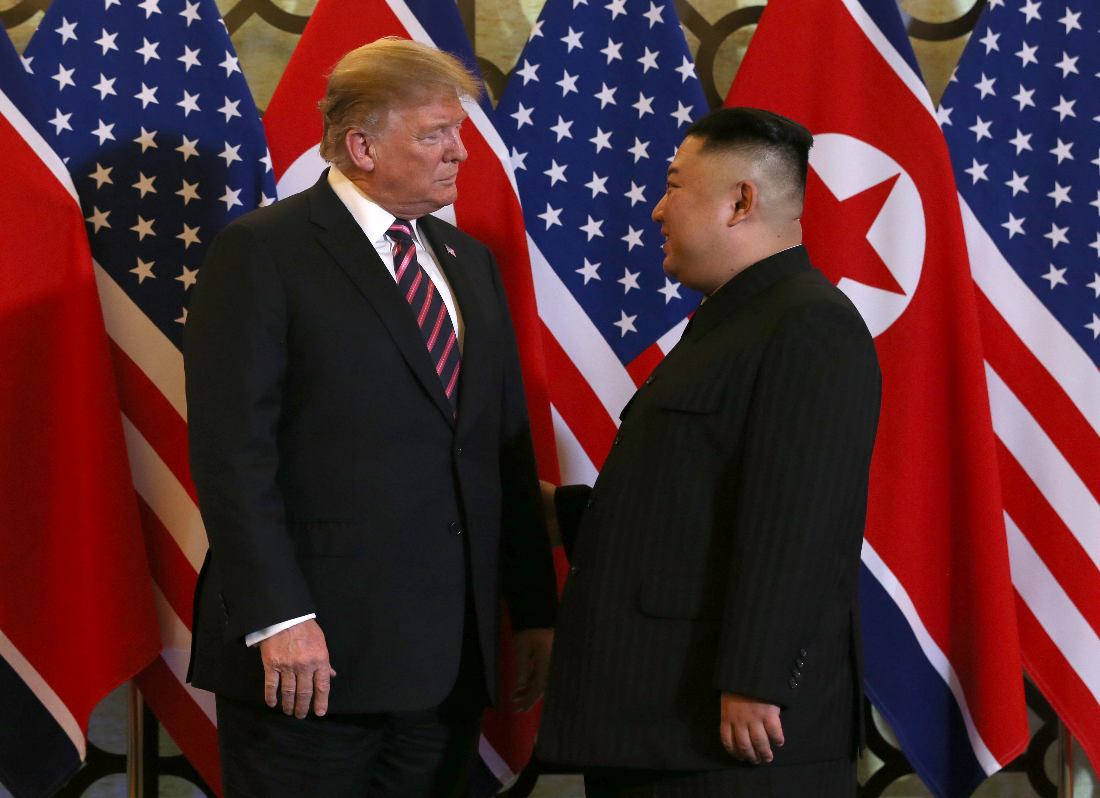 Donald Trump a decis să nu se întâlnească cu Kim Jong Un în actualul turneu asiatic
