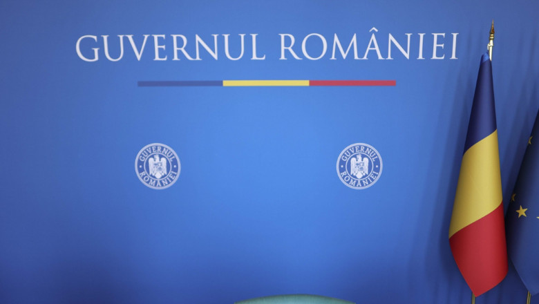 photo-collage.png - 2025-10-29T190758.801