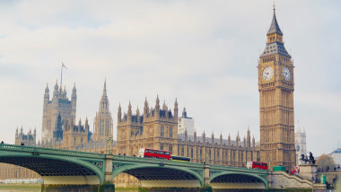 photo-collage.png - 2025-10-29T204424.025