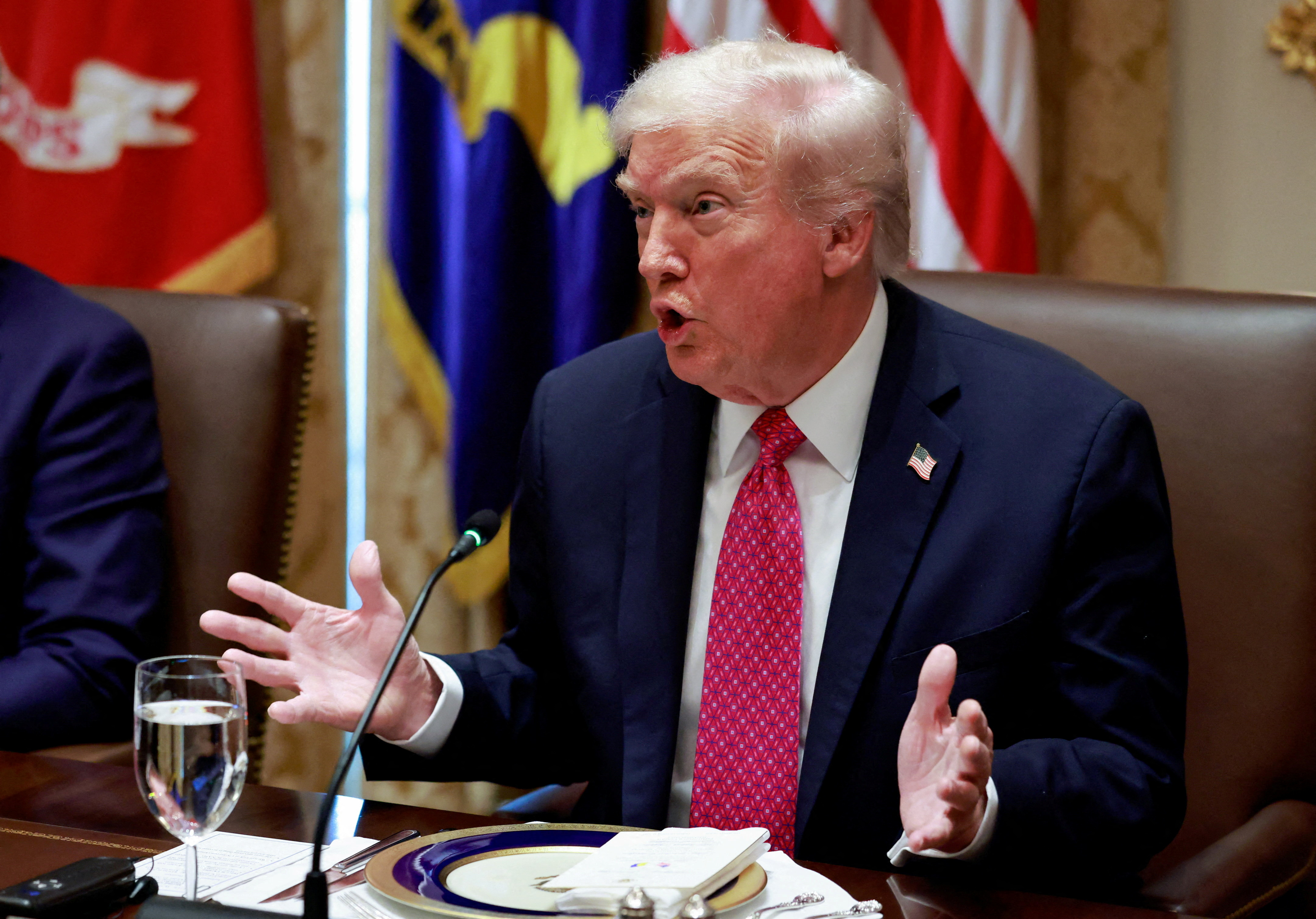 Divizarea regiunii Donbas, cheia încetării războiului din Ucraina. Donald Trump: „Frontul să se oprească la linia de luptă”